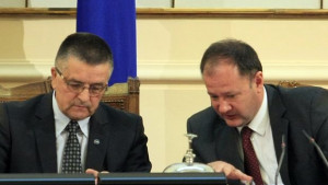 Депутатите оставиха дебата по бюджет 2014 за сряда