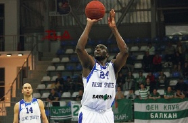 В Рилски спортист имаме всичко необходимо, за да побеждаваме, смята Евън Равънел