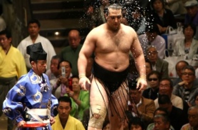 Калоян не игра заради травма, Даниел записа трета победа