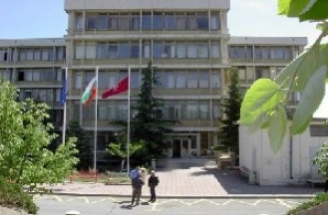 Студентите в Тракийския университет обмислят форма на протест