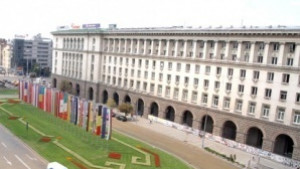 Почиваме шест дни покрай Гергьовден догодина