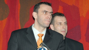 Баскетболна легенда се включва в борбата с диабета качва стълби