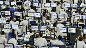 Motorola анонсира бюджетен смартфон