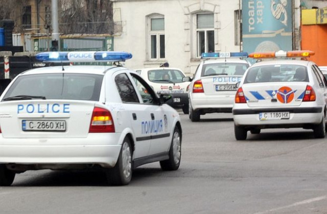 20 тона нелегален алкохол са открити в камион на магистрала Тракия