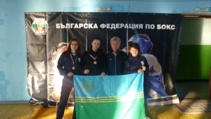 Отличия за боксов клуб Априлец