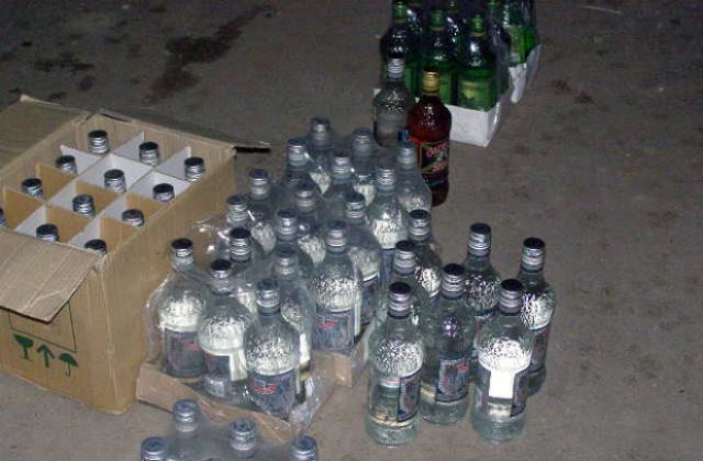 Откриха 36 л. нелегален алкохол