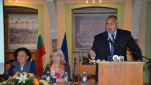 Борисов Ако кабинетът остане след февруари март ще паднат още