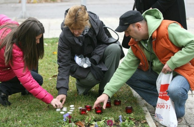 Молитви за загиналите по пътищата у нас в деня за почит 17 ноември