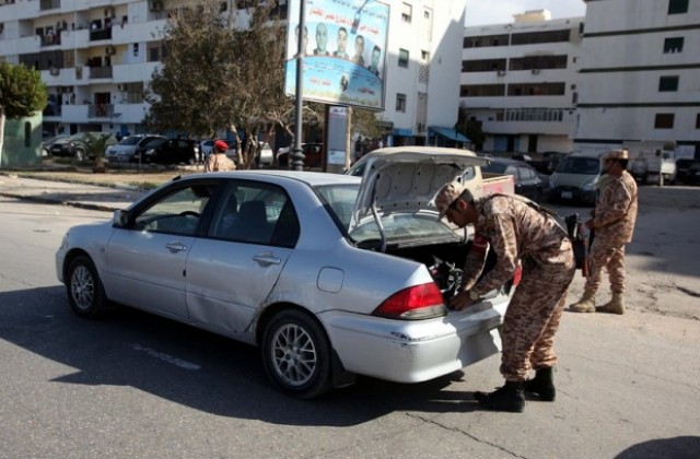 Нови сблъсъци между в Триполи; властите обявиха извънредно положение