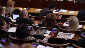 Пет партии в парламента ако изборите са днес