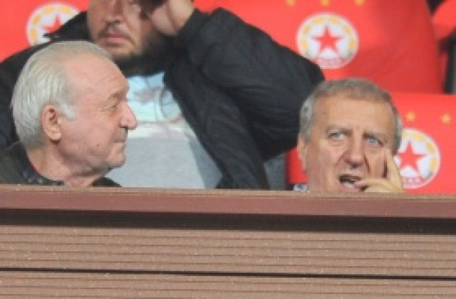 Томов пак литна за Азия да търси пари за ЦСКА