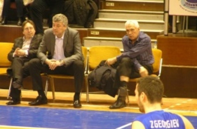 Симеон Варчев за мача срещу Левски, сърбите в Черно море, феновете и треньора Коцев