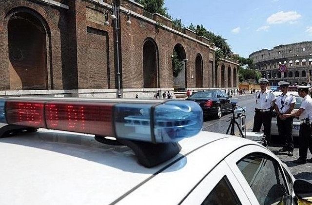 Изгониха българско семейство от незаконно обитавана сграда в Италия