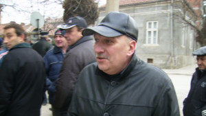 Три автобуса с членове на КНСБ от Кюстендил на протеста