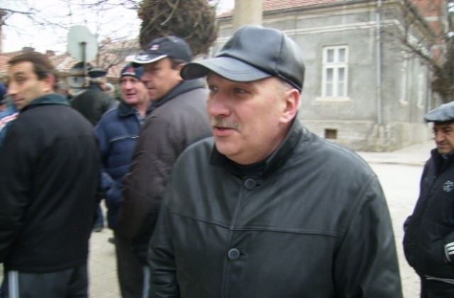 Три автобуса с членове на КНСБ от Кюстендил на протеста в София