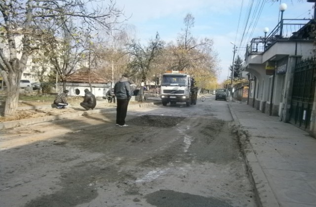 Запушена канализация и фекалии по улица Георги Тертер