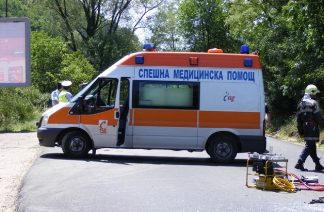 Три катастрофи с Мерцедес само за ден