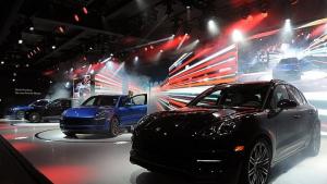 Porsche представи наследника на Cayenne