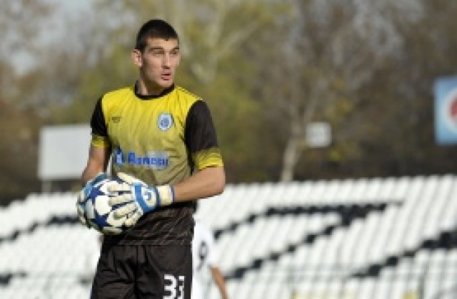 Кирил Котев и Георги Китанов на линия срещу Берое