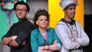 Печенката и Бобо с изпълнения пред участниците в Цветна олимпиада