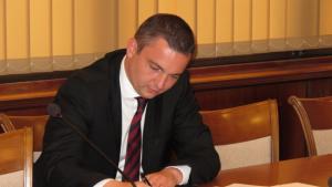 Кметът за отменената му заповед Това е демагогия