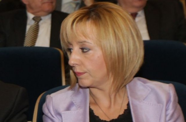 Мая Манолова: Нормално е Цветанов да се оттегли от политиката