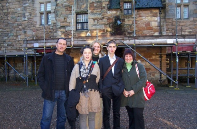 Възпитаници на Хуманитарна гимназия пътуваха до Шотландия по международен проект