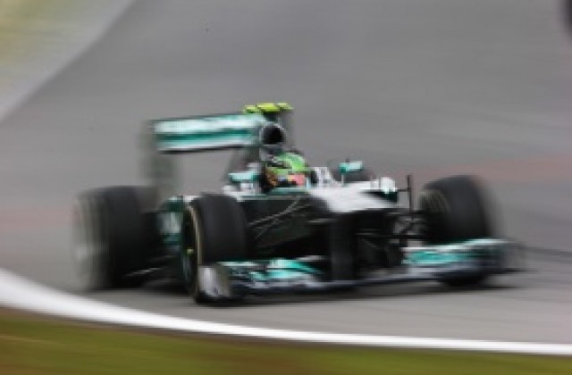 В Мерцедес се радват на второто си място при конструкторите