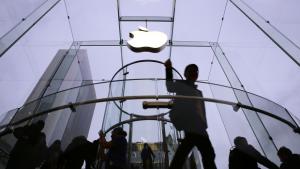 Apple си купи 3D разработчик