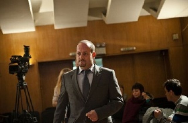 ДСБ: Договорката за 7-ми блок на АЕЦ Козлодуй изглежда като американското Белене