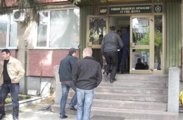 Задържаха млад шофьор с 2,20 промила алкохол