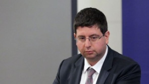Чобанов Основна задача е възстановяване на икономическия растеж