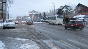 Улиците в Дупница са проходими 30 см сняг в Сапарева