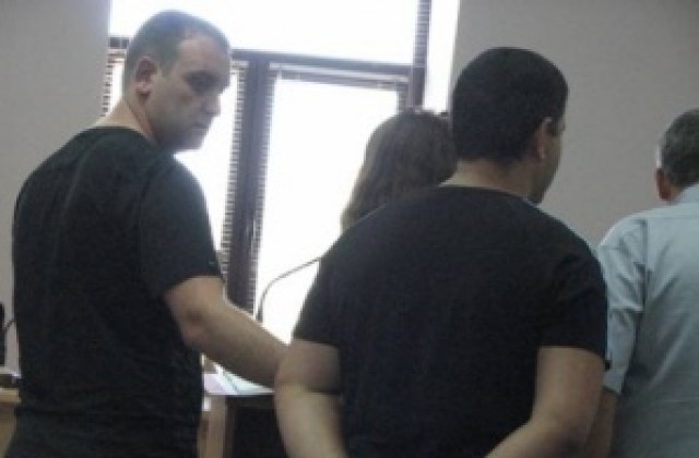 Търсят пловдивския Ястребовски за двойното убийство във Варна