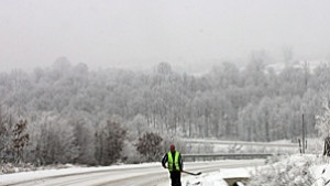 Нормална пътна обстановка въведени са някои ограничения