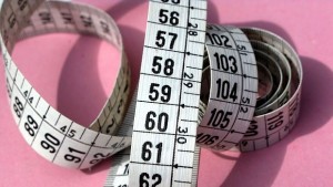 Чип за отслабване ни казва кога да спрем да ядем