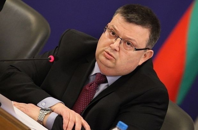 Митрополит Николай сезира главния прокурор за готвено убийство на Галактион