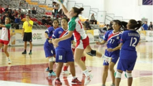 Драматична победа над Тайланд отвежда хандбалистките ни в мача за