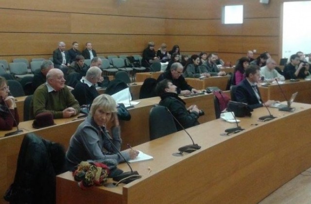 Нулев интерес към обсъждането на Бюджет 2014