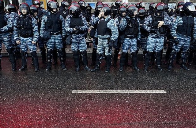 Поредни сблъсъци между протестиращи и полицаи в Украйна