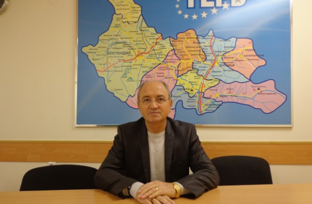 Депутатът Калфин с приемна в Кюстендил