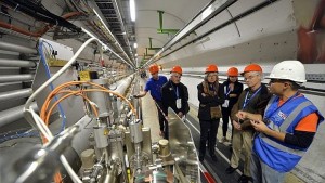 Учени от ЦЕРН изследват антигравитацията