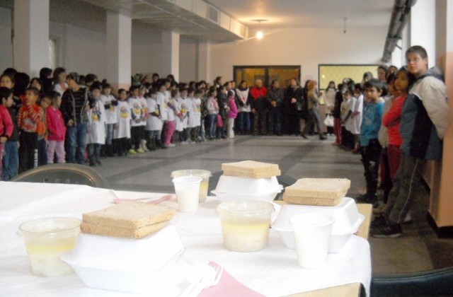 Ученици от Игнатиево с гарантиран топъл обяд през зимата