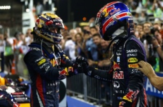 Фетел и Уебър дадоха каските си за благотворителен търг