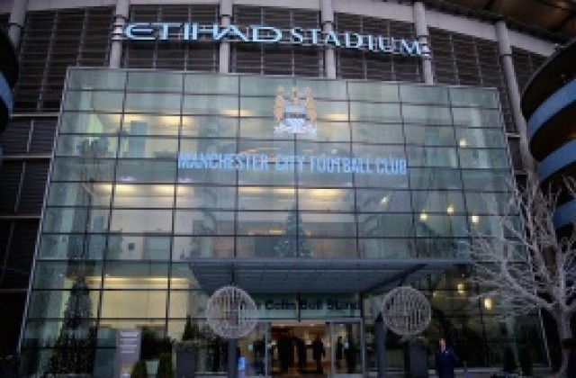 Сити прави „Етихад“ втория най-голям стадион в Англия