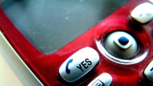 Дари телефон помогни на дете