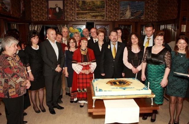 Лайънс клуб Габрово  събра 3000 лв за благотворителност