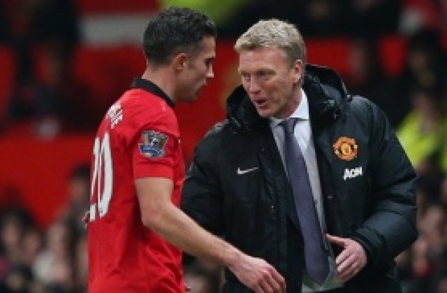 Мойс плаши Евертън с Ван Перси