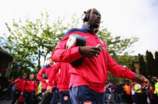 Дженкинсън сменя контузения Саня срещу Хъл