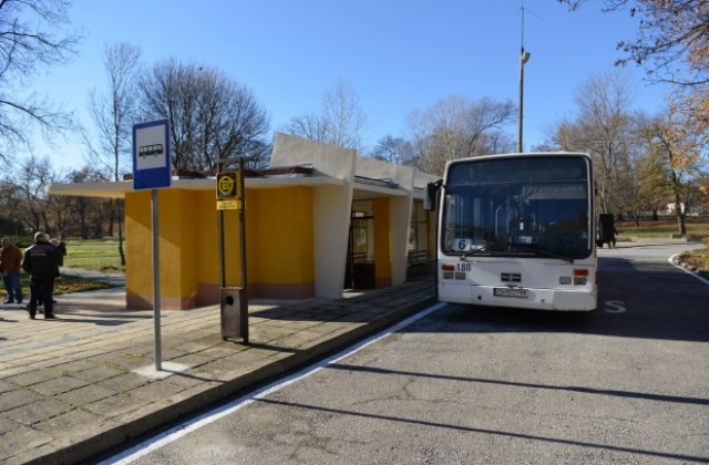 Обновена е автобусната спирка на Сливенските минерални бани